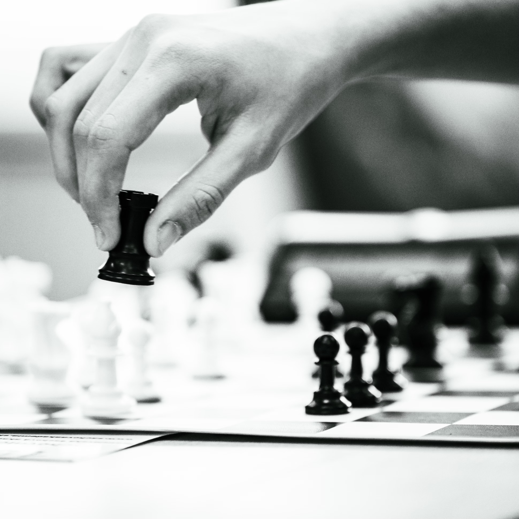 How Can a Rook Move in Chess: Essential Guide